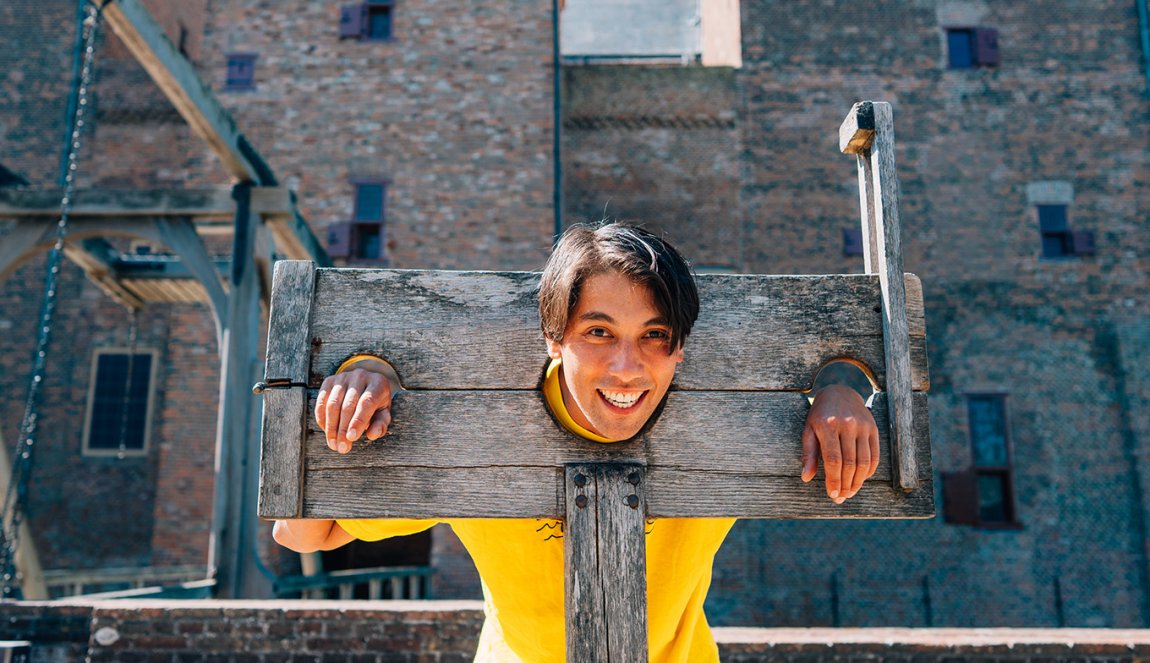 Sietse van Berkel in pillory Sietse van Berkel in pillory