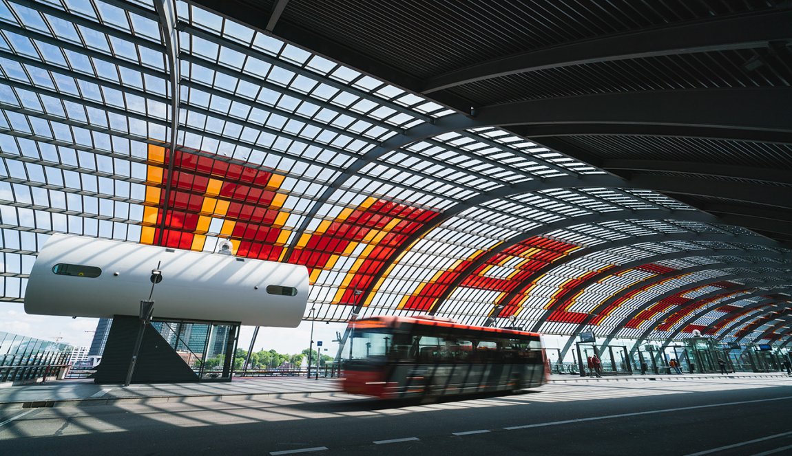 Bus station Amsterdam Centraal Bus station Amsterdam Centraal