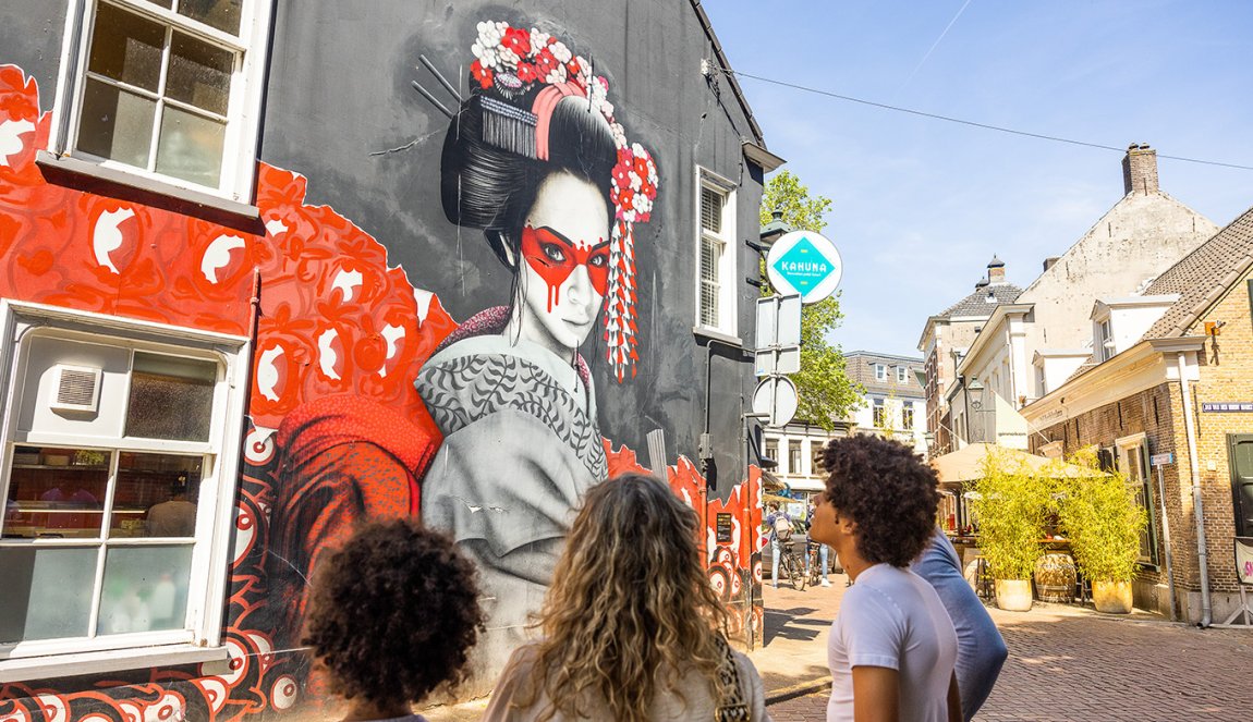 Art on a wall at the Ginnekenmarkt in Breda Art on a wall at the Ginnekenmarkt in Breda